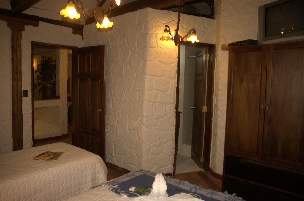 Hotel Quito Antiguo Kamer foto