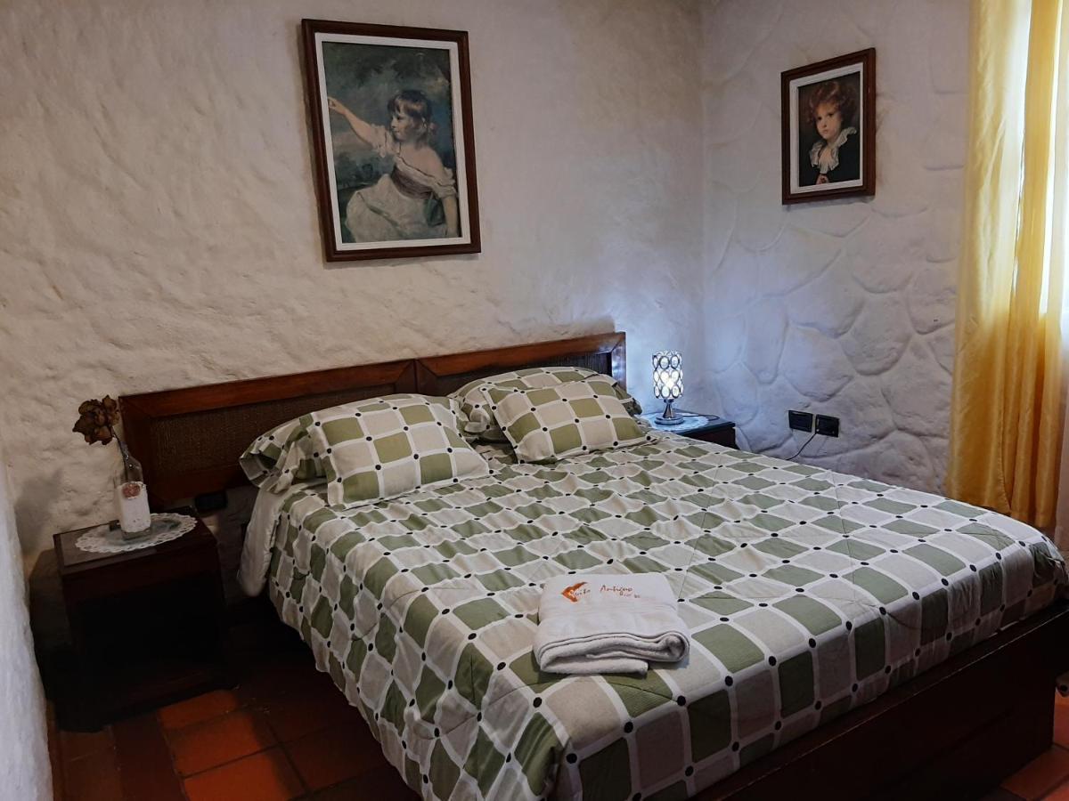 Hotel Quito Antiguo Buitenkant foto