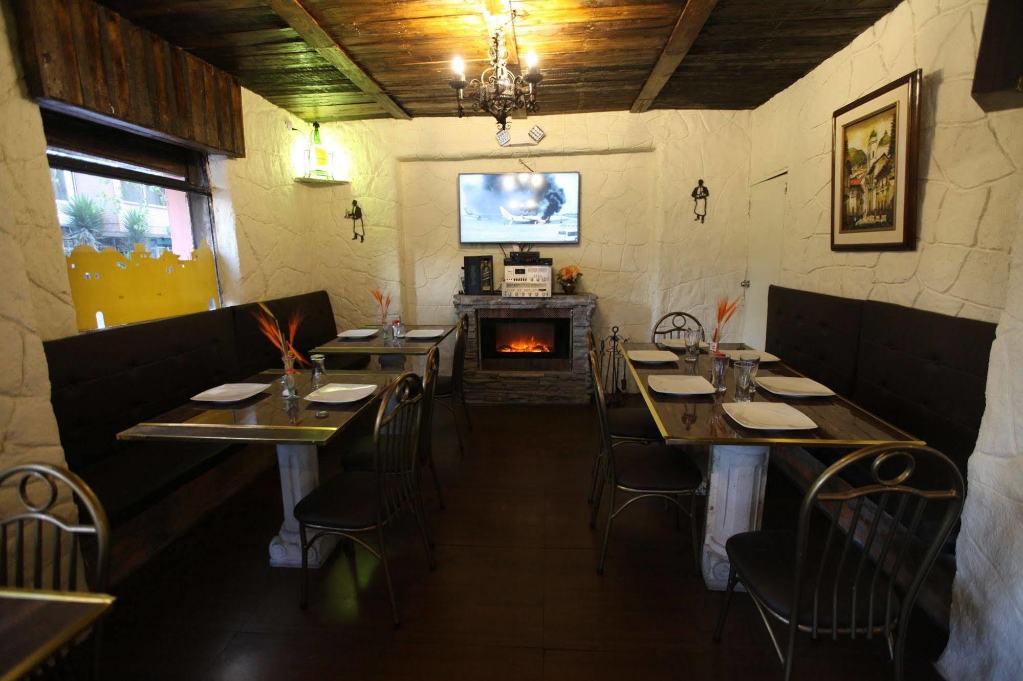 Hotel Quito Antiguo Buitenkant foto